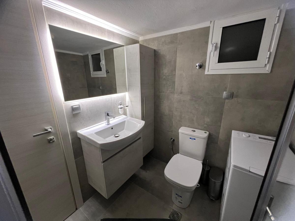 Serres City Center Modern Apartment Exteriör bild