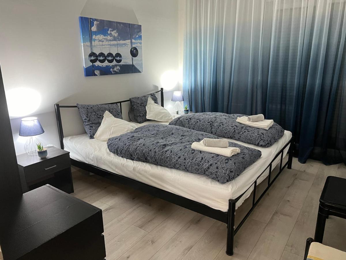 Serres City Center Modern Apartment Exteriör bild